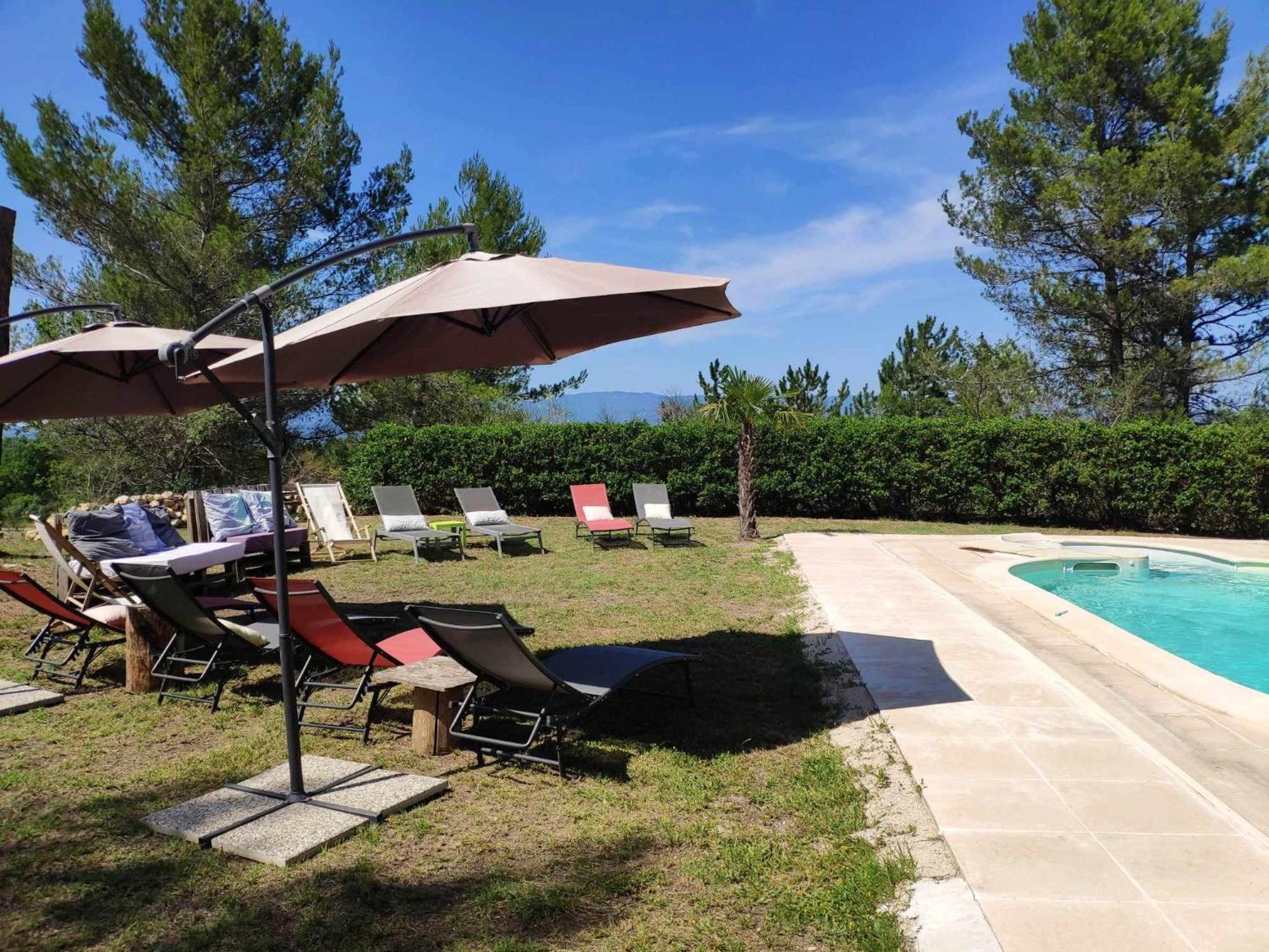 La Tourelle Suite Cosy Entre Vignoble Aixois Et Luberon Le Puy-Sainte-Réparade Екстериор снимка